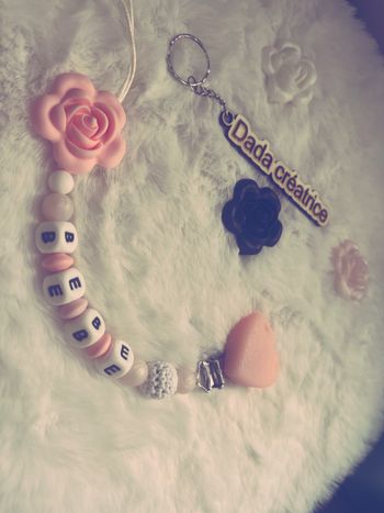 Attache tétine personnalisé coeur