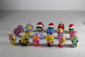 Hatchimals Lot de 18 figurines