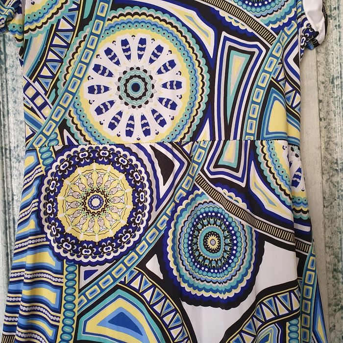 Robe de taille 40/42 - photo numéro 5