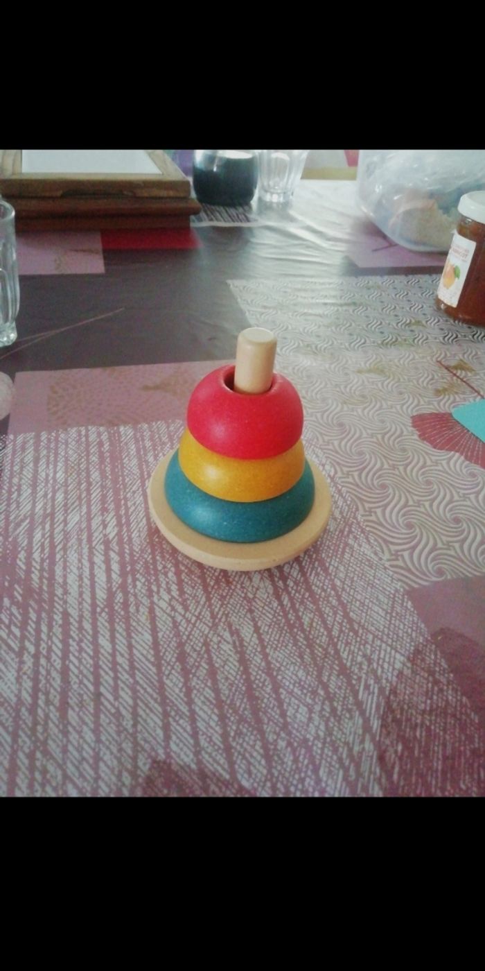 Jeu à empilé en bois