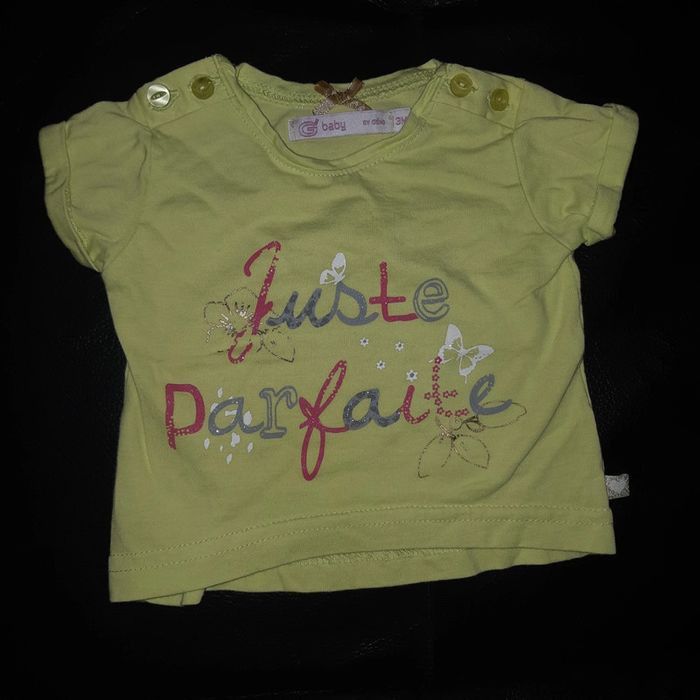 Tee-shirt "juste parfaite" TBE 3 mois