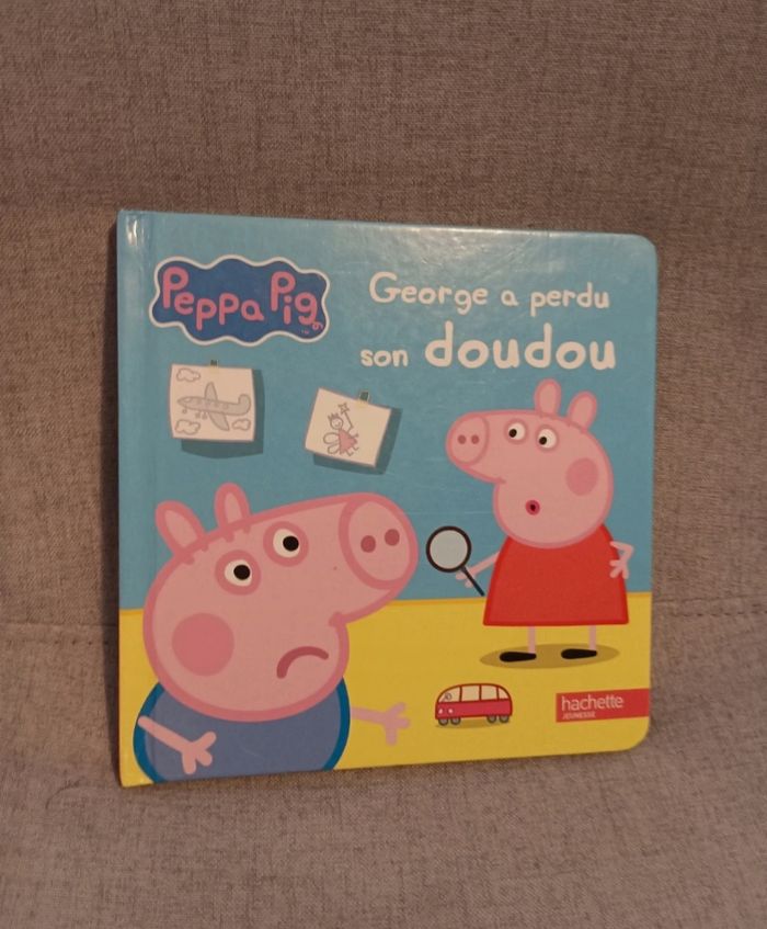 Livre cartonné Peppa pig Georges a perdu son doudou