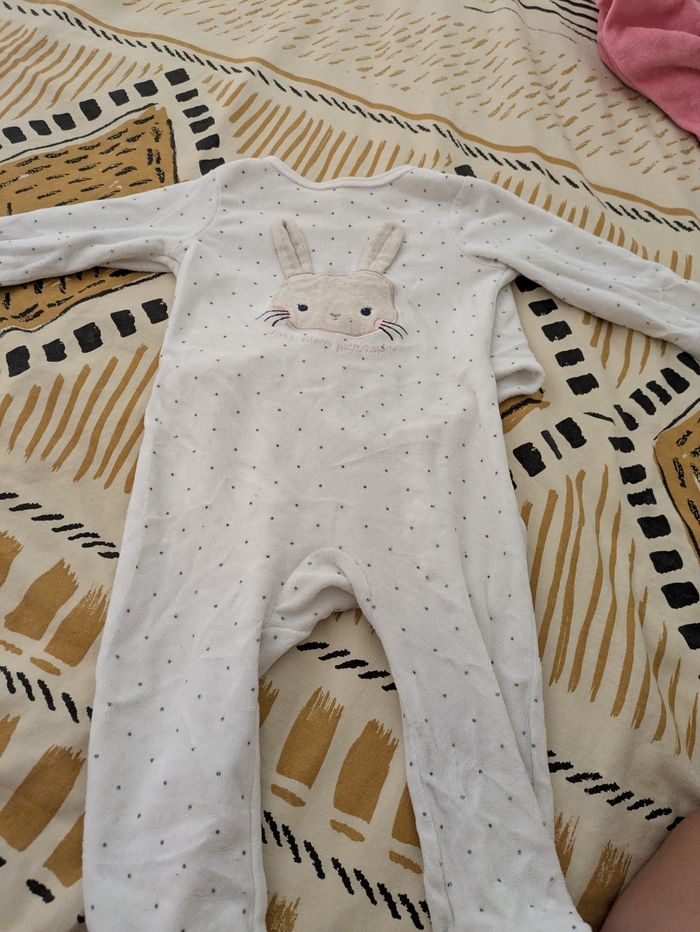 Lot 4 pyjamas 18 mois bébé fille