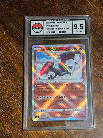 Carte pokemon gradée Dracaufeu svF 001/038