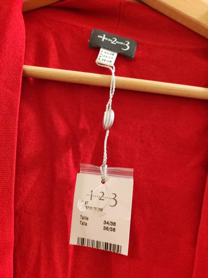 jolie gilet rouge neuf - photo numéro 5