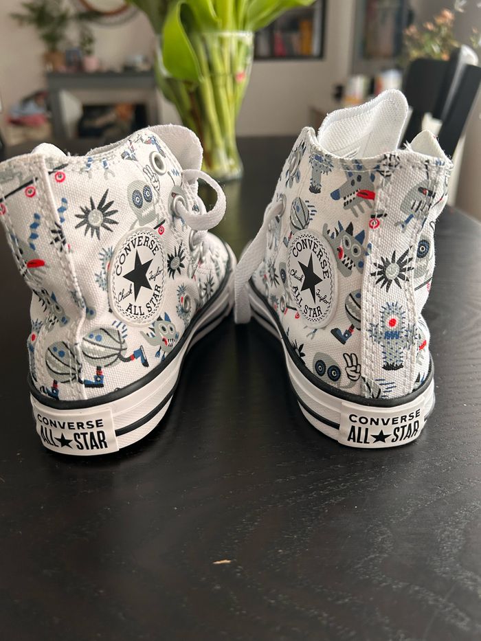Converse taille 28,5 neuve - photo numéro 3