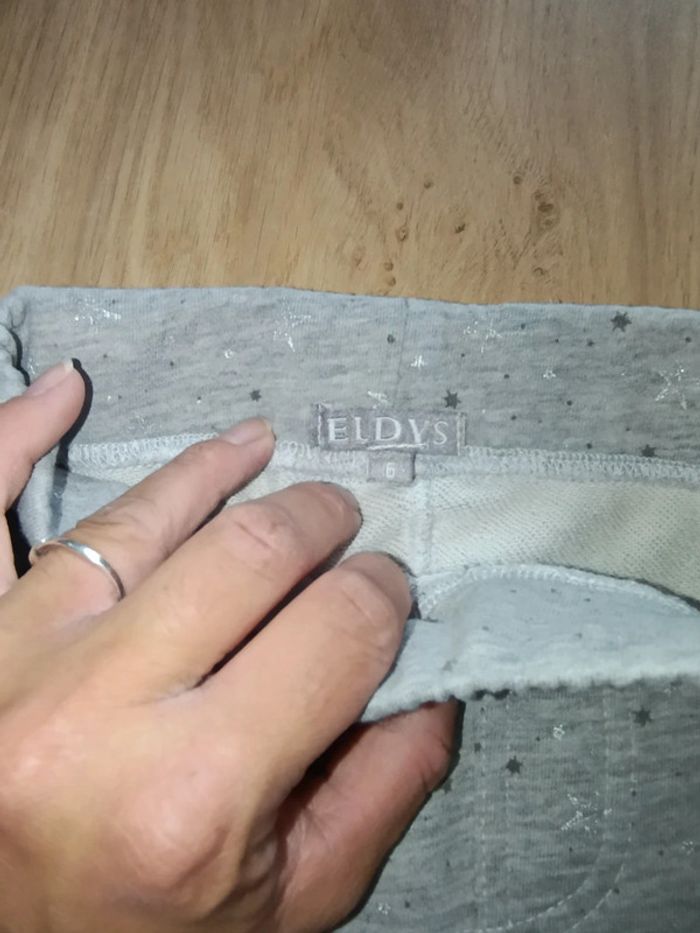 Pantalon 6 ans - photo numéro 2