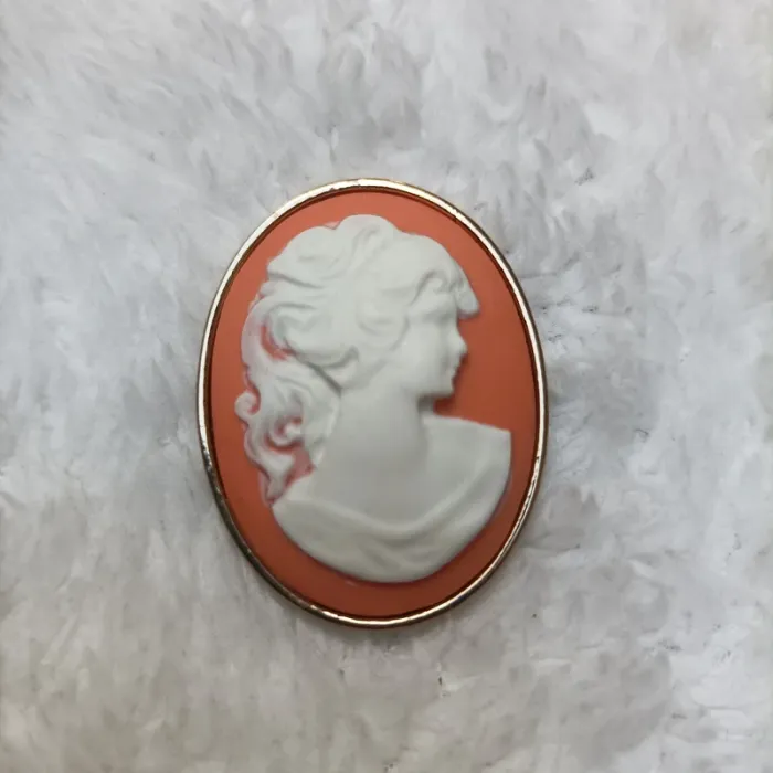 Broche/pendentif camée vintage