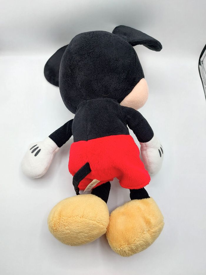 Grande peluche souris Mickey 50 cm Disney Nicotoy rouge noir jaune doudou - photo numéro 3