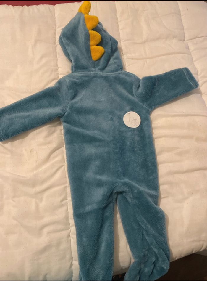 Combinaison bébé - photo numéro 2