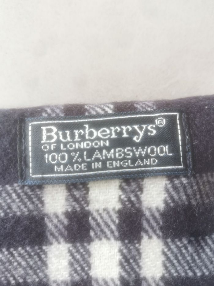 Écharpe Burberry bleu - photo numéro 2