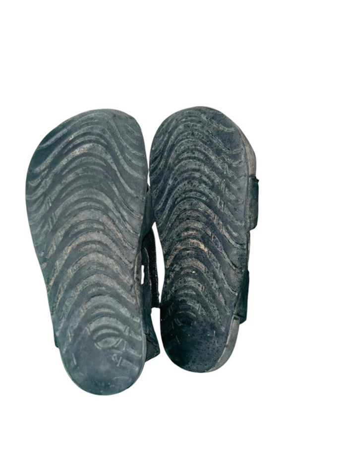 Sandales Nike taille 22 - photo numéro 4