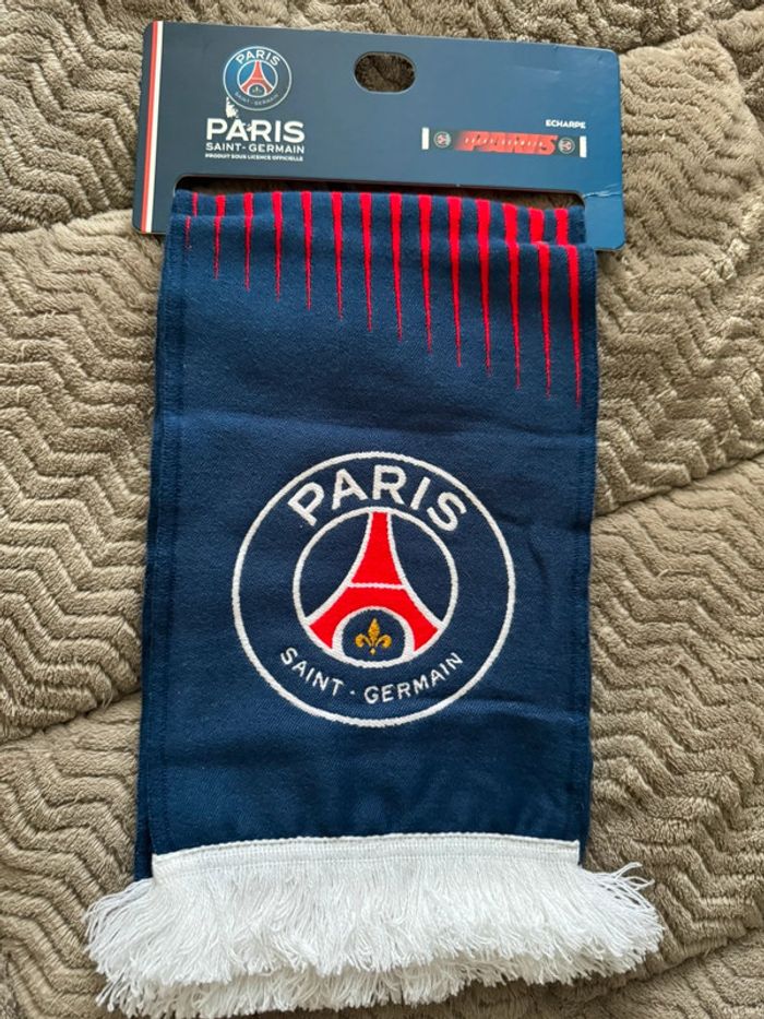 Écharpe Paris Saint-Germain (PSG) - Officielle neuve - photo numéro 2