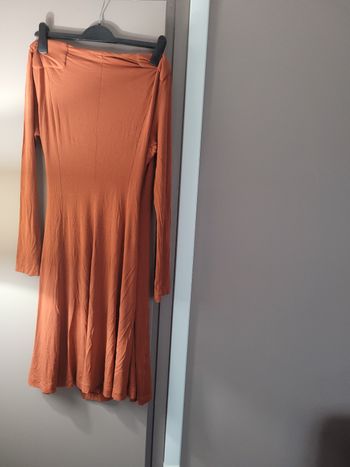 Robe fluide 92% viscose et 8% élasthanne