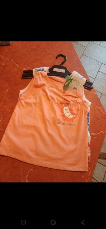 Lot de 2 débardeurs garçon taille 2 ans