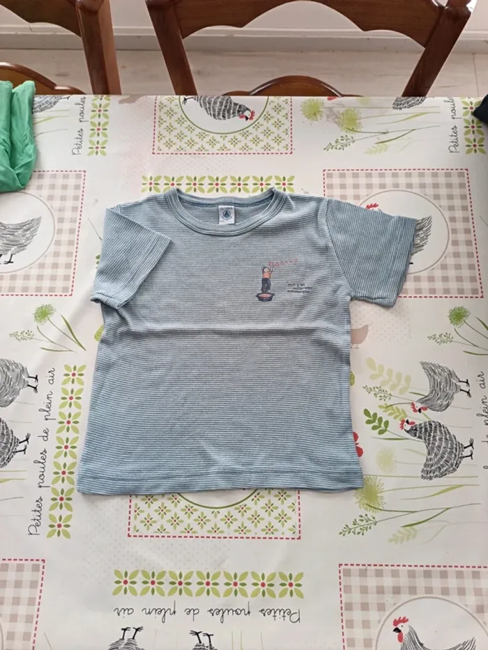 Tee-shirt Petit Bateau taille 5 ans