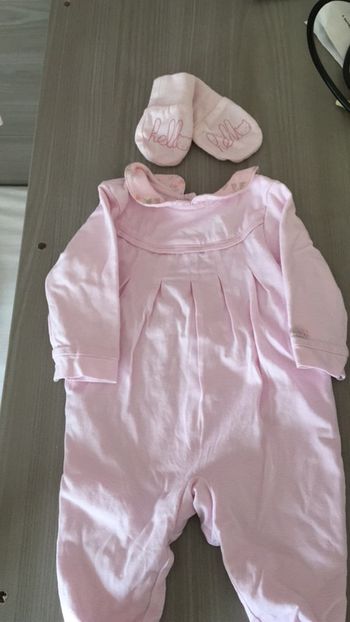 Pyjama 3 pommes neuf jamais porté