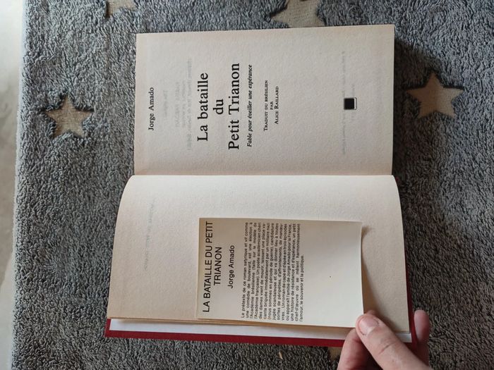 Livre / La bataille du petit Trianon de Jorge Amado