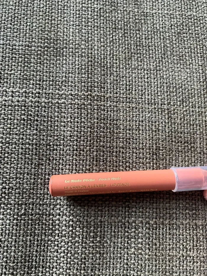 Crayon à lèvre - photo numéro 5