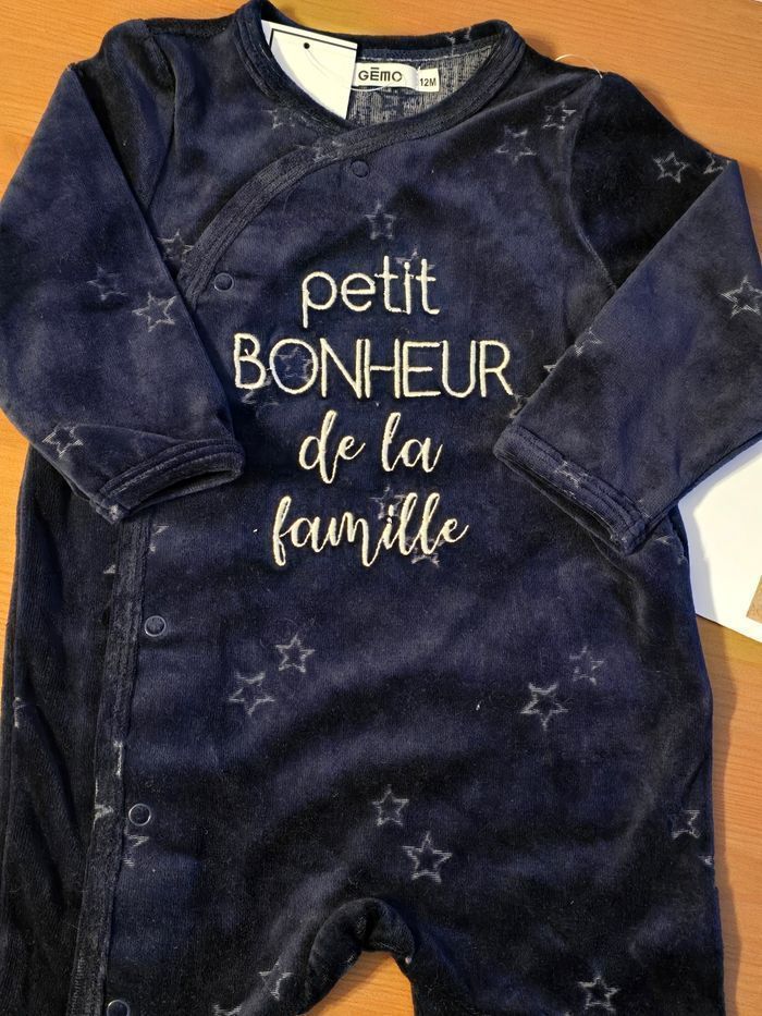 NEUF(non porté 🏷💙😍😍superbe  pyjama 12 mois garçon  ou mixte💙💙😍🤩 - photo numéro 3