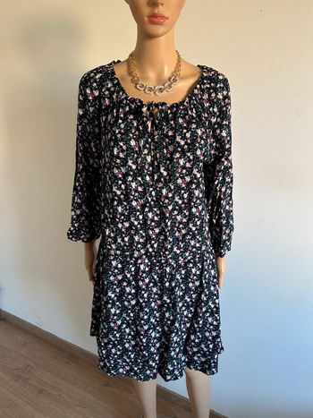 Robe imprimée fleurie à manches longues Best Mountain taille S TBE