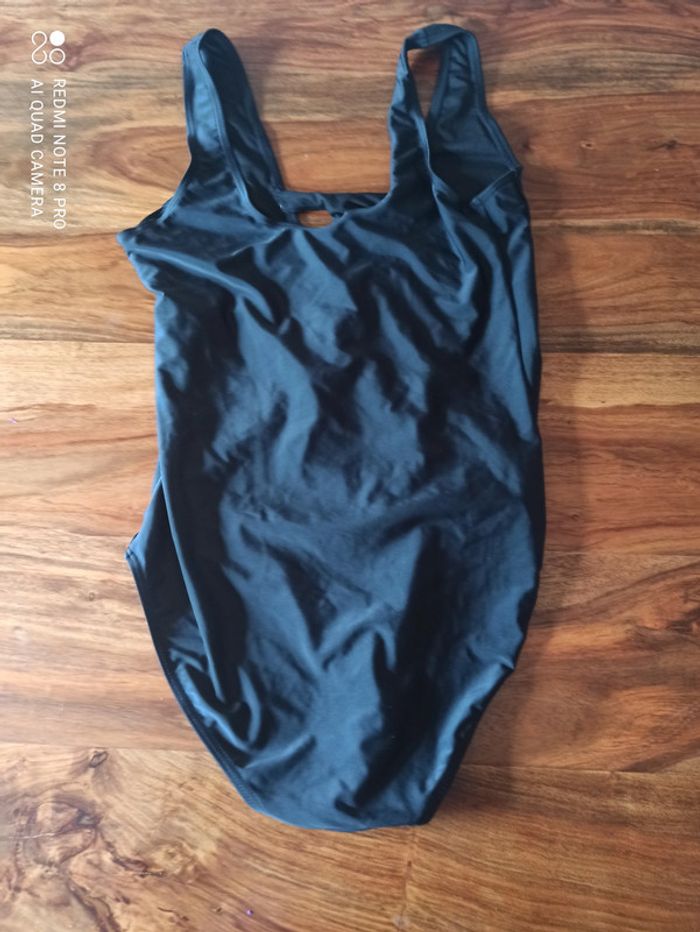 Maillot de Bain Femme 1 pièce taille 40 - photo numéro 2