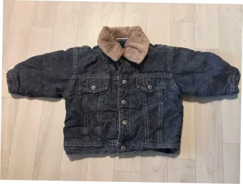 Veste 12 mois en jean bien chaude bleu très bon état