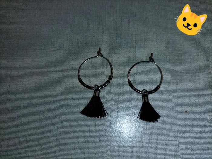 Petite créole avec pompom