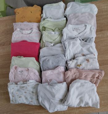 Lot vêtements 1 mois