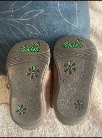 Chaussures pointure 17