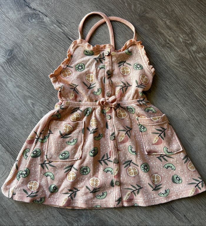 Lot robes et salopettes - photo numéro 3