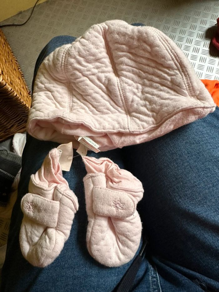 Bonnet et moufles Noukies bébé