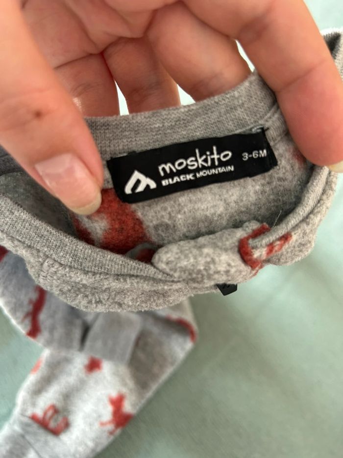 Deux pyjamas - photo numéro 3