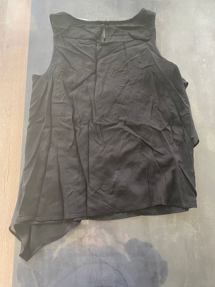 Top à volant - photo numéro 2