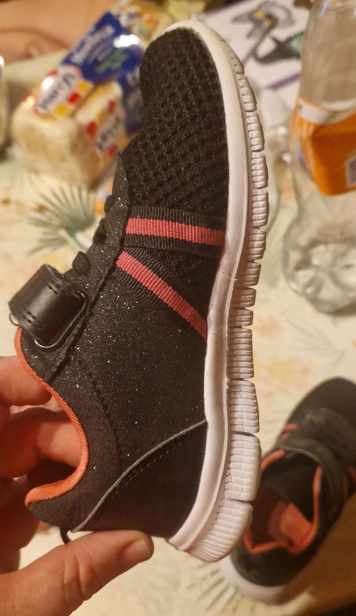 Baskets  fille noir brillante