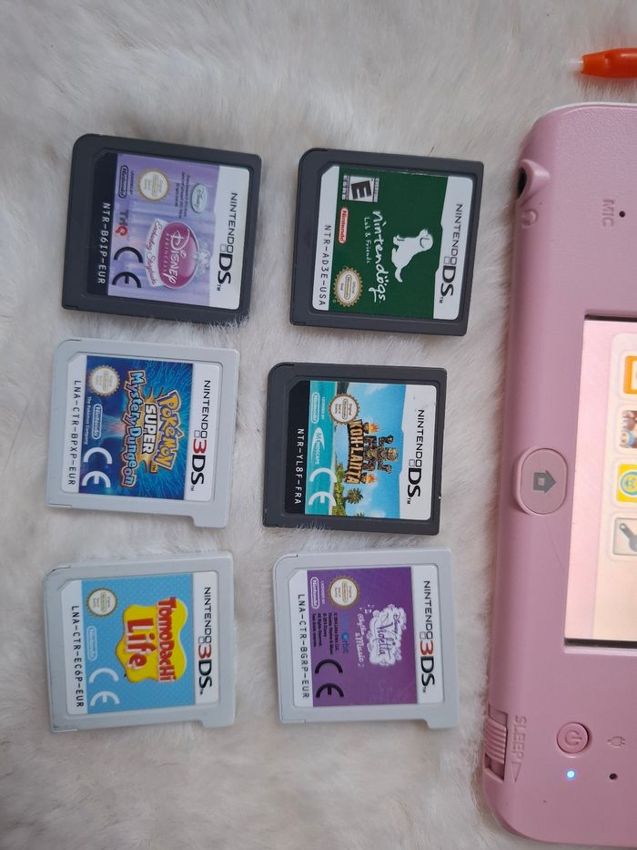 Nintendo 2ds rose + 6 jeux - photo numéro 2