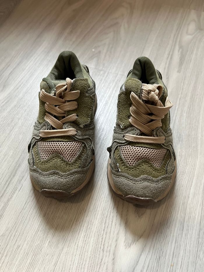 Basket Kaki avec scratche