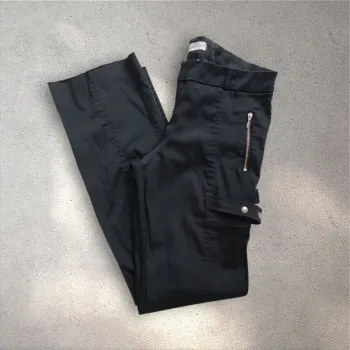 Pantalon cargo noir satiné y2k Clockhouse 36