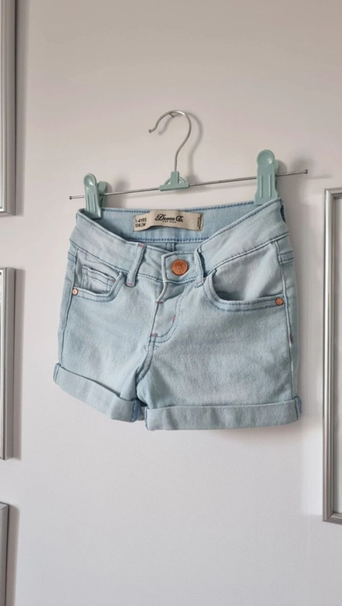 Short denim co 1969 taille 3-4ans