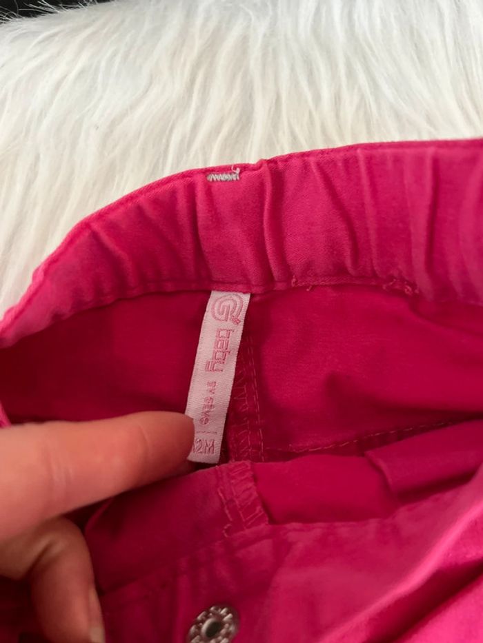 Très beau pantalon rose 🥰 taille gemo 12 mois - photo numéro 2
