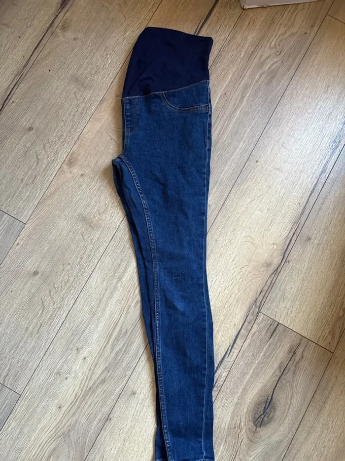 Jeans grossesse - photo numéro 2