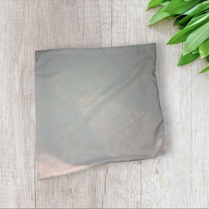Housse de coussin gothique tête de mort - photo numéro 3