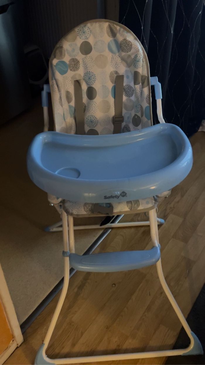 Chaise haute