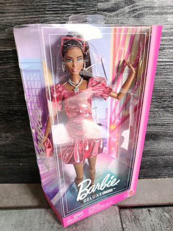 Barbie style