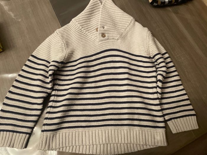 Pull 18 mois