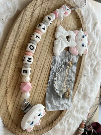 Attache tétine personnalisé