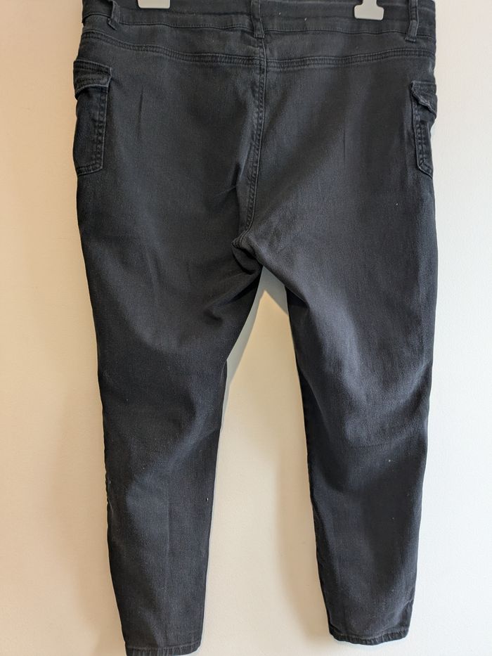 Pantalon noir - photo numéro 3