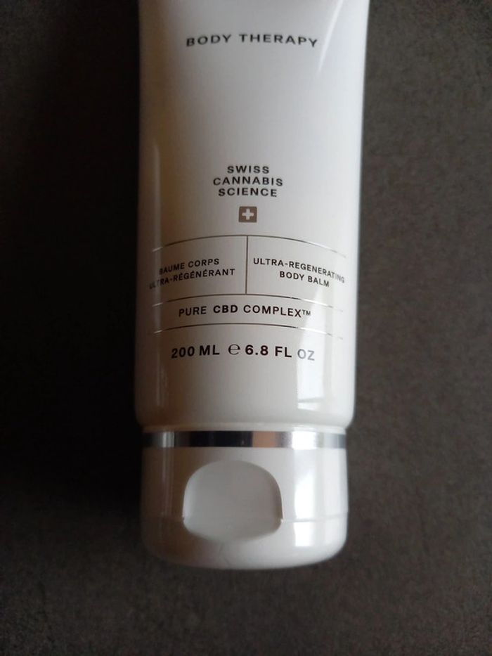 Beaume corps Virisens 200 ml neuf - photo numéro 2