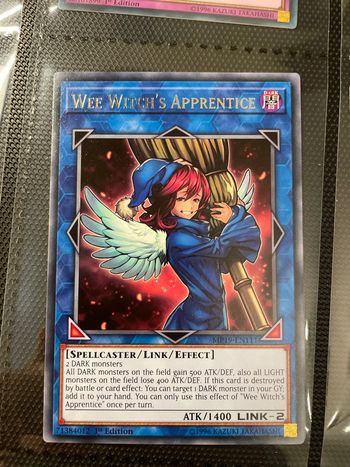 Carte Yu-Gi-Oh! : Wee Witch’s Apprentice - MP19-EN111