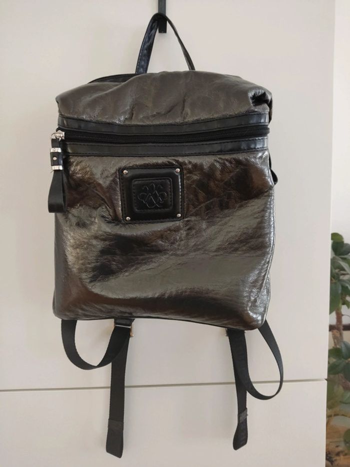 Sac à dos gris métallisé
Arthur & Aston - photo numéro 4
